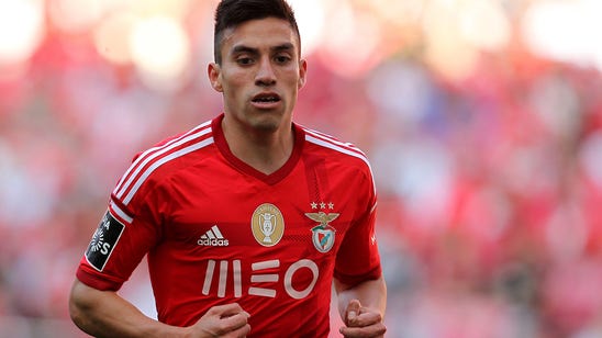 United 'agree deal' to sign Nicolas Gaitan, according to his agent