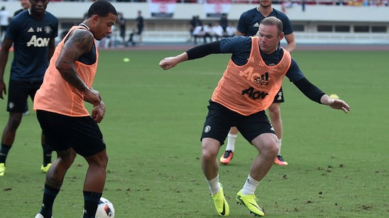 Wayne Rooney got nutmegged twice in a row in training