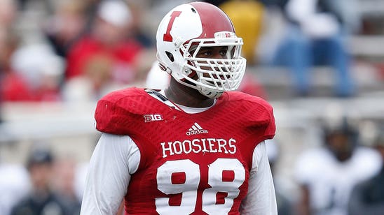 Indiana lifts suspension, reinstates starting DL Darius Latham