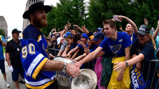 Ryan O'Reilly awarded Selke Trophy for best defensive forward