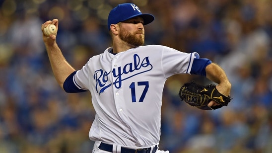 MLB Rumors: Chicago Cubs closing in on deal for relief pitcher Wade Davis?