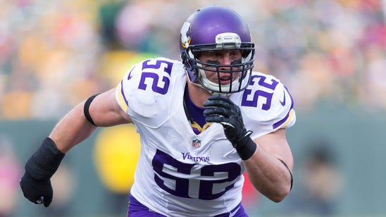 Chad Greenway reaches out to Vikings fans, likens teammate to super human