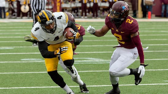 Smith catching on as a returner for Hawkeyes