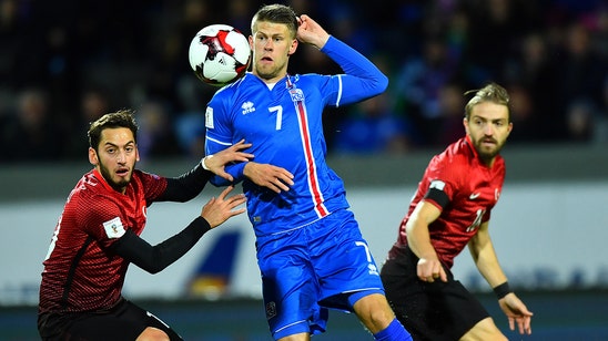 Iceland, Italy, Spain win World Cup qualifiers as Wales falters