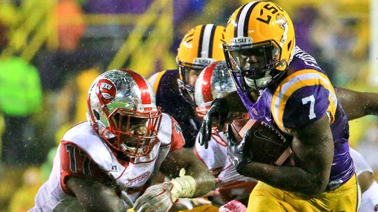 No. 5 LSU tunes up for 'Bama, Fournette nets 9th 100-yard game in row