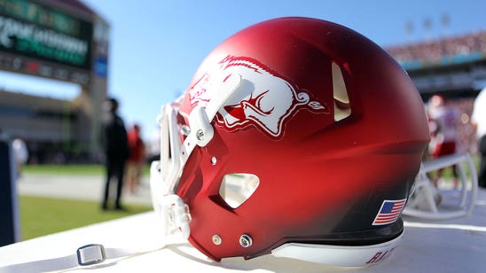 Arkansas line coach talks media guide cover and turning down Alabama