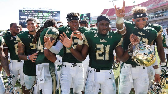Marlon Mack, Quinton Flowers help USF pull away from ECU late