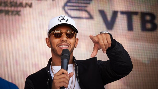 Lewis Hamilton supports idea for F1 night race in New York