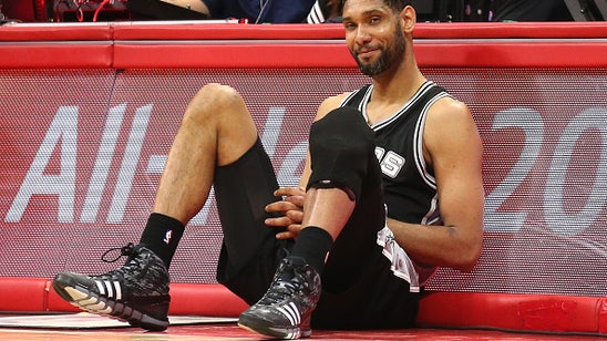 Duncan reportedly signs 2-year deal with Spurs, takes pay cut