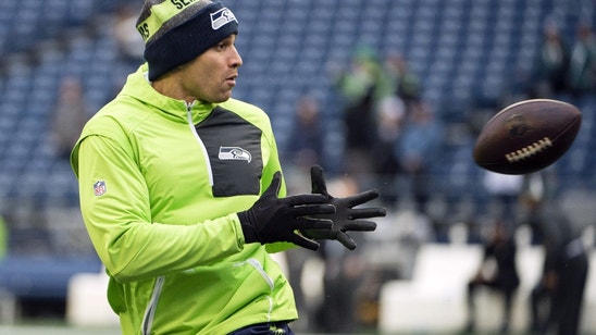 Russell Wilson, Jimmy Graham Create Magic for Touchdown (Video)