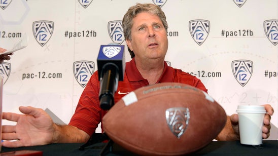 Washington State coach Mike Leach on the hot seat?