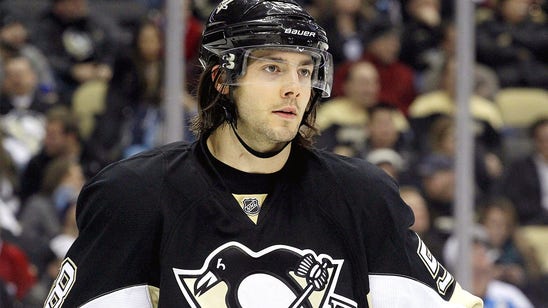 Penguins' Letang suffers upper-body injury, out vs. Kings