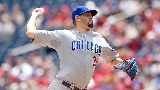 Cubs' Hammel jabs Rizzo after scoring in 'Shoot The Puck' contest