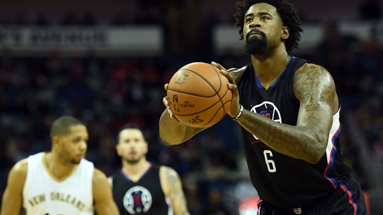 J.J. Redick thinks DeAndre Jordan may be shooting with the wrong hand