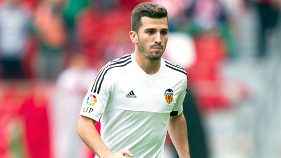 Manchester United set sights on move for Valencia defender