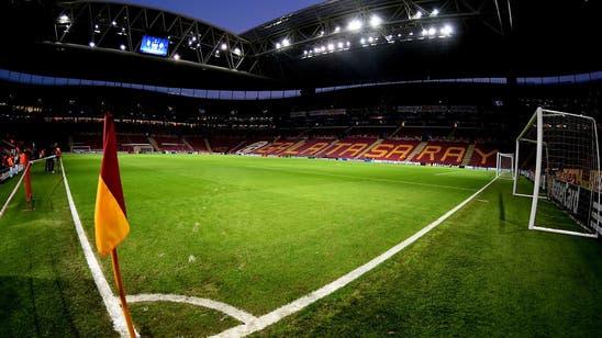 Galatasaray-Fenerbahce derby called off over unspecified threat