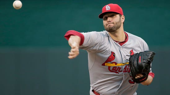 Cardinals throw Lynn at D-backs in opener of four-game set