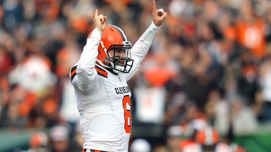 Mayfield has 4 TDs, Browns rout Bengals 35-20 for road win