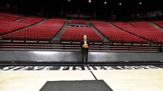 San Diego State names court after Steve Fisher
