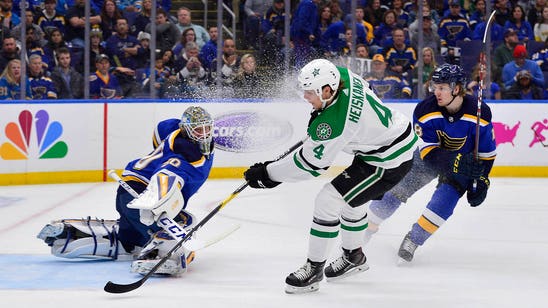 Blues fall 4-2 to Stars as series evens up at 1-1