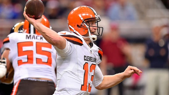 Joe Thomas thinks 'old school' McCown will play on Sunday