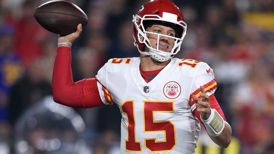 Always-effusive Raiders coach Gruden lauds Mahomes