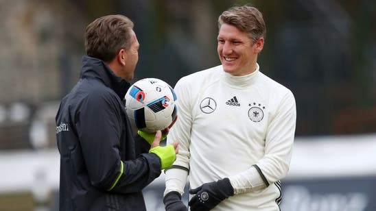 Schweinsteiger included in Germany's pre-Euro 2016 squad