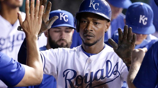 Royals agree to one-year deals with five players to avoid arbitration