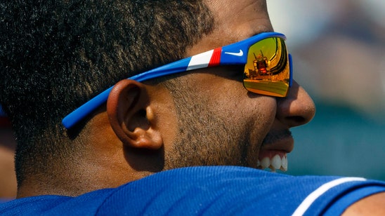 Rangers' Andrus talks about his 'really good' metabolism and using Hamilton's bat