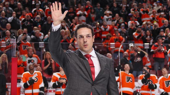 Office space: Former Flyer Briere adjusting to life after hockey (VIDEO)