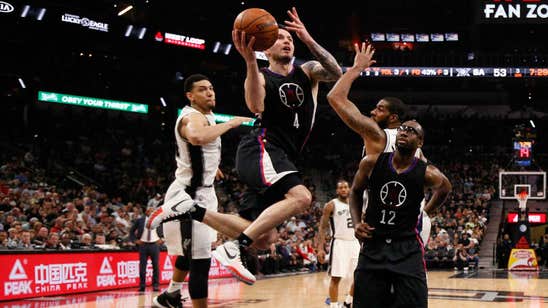 Clippers get dominated in the 4th, lose to Spurs 108-87