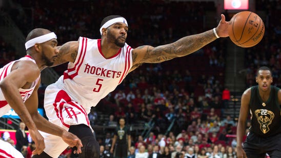 Josh Smith, traded back to Rockets by Clippers, helps beat Bucks