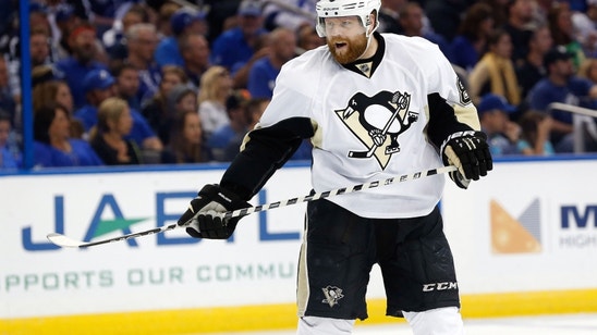 Pittsburgh Penguins F Phil Kessel Steps up in Sidney Crosby's Absence