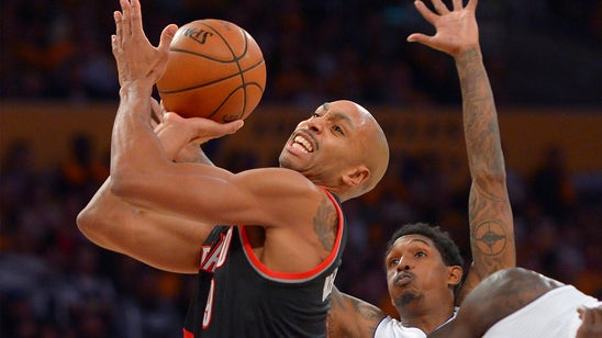 Gerald Henderson tried to taunt DeAndre Jordan over free throws, failed miserably