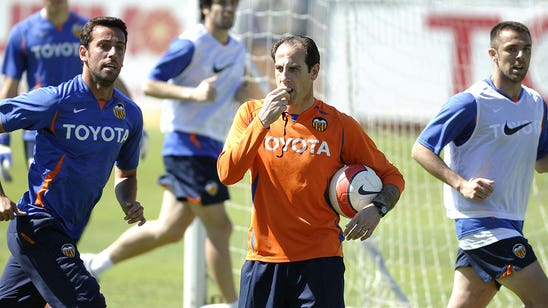 Voro put in charge of Valencia with Neville as assistant