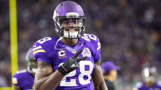 Adrian Peterson runs sprints at practice, is 'probably ahead of schedule'