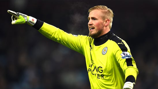 United line-up Schmeichel as De Gea replacement