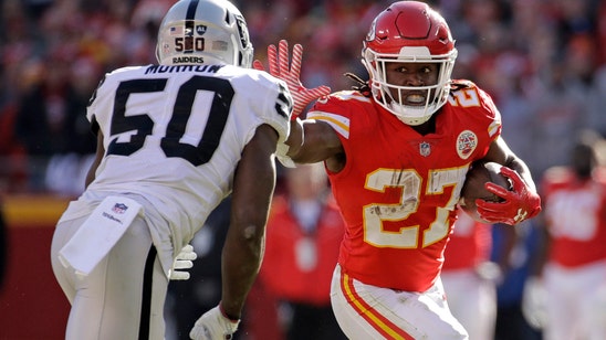 Chiefs RB Hunt rediscovers early magic in win over Raiders