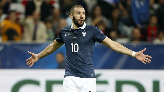 Karim Benzema ruled out of Euro 2016 for France because of ongoing blackmail case
