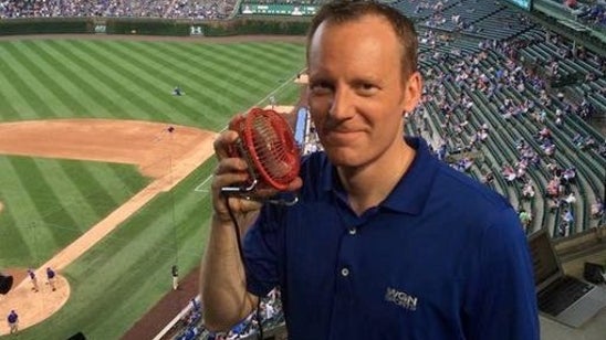 Cubs announcer defends saying 'no-hitter' before Lester lost no-no