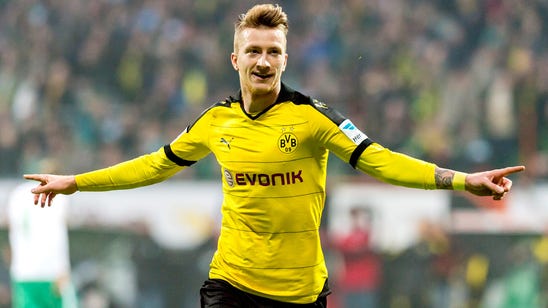 Borussia Dortmund's Marco Reus hints at move to Barcelona