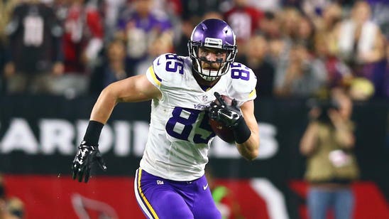 Vikings TE Ellison out six months with knee injury