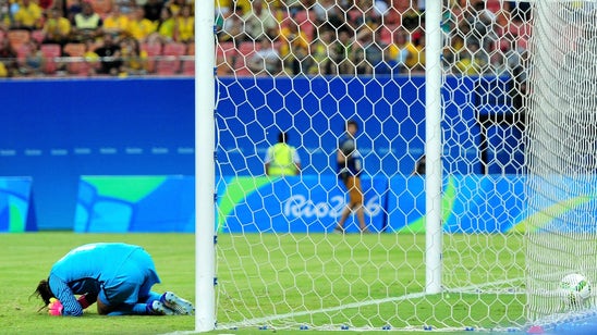 Hope Solo's errors force USA to settle for stunning draw vs. Colombia