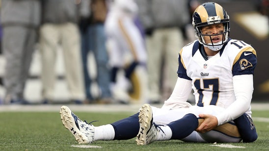 Rams' Keenum doesn't practice, Fisher hopes he'll be cleared Wednesday