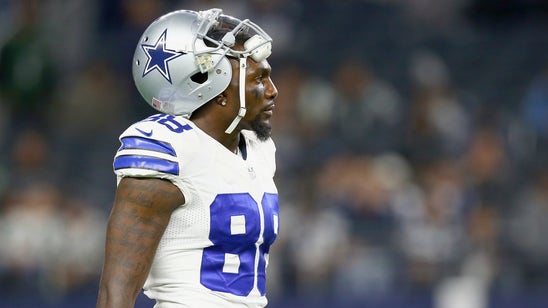 Dez Bryant gets Cowboys game ball a day after his dad died