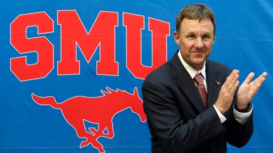 SMU coach thanks students with free golf-cart rides to class