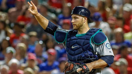 D-backs sign veteran catcher Chris Iannetta