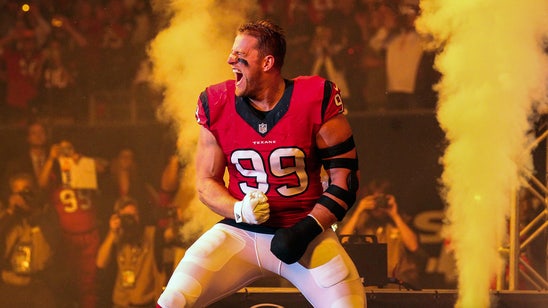 J.J. Watt flies teammates to his Wisconsin cabin for all-out training