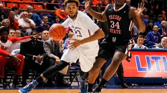 Boise State opens on torrid pace, beats Fresno State 81-70