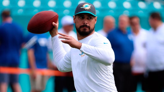 Matt Moore sticking around, agrees to deal with Dolphins